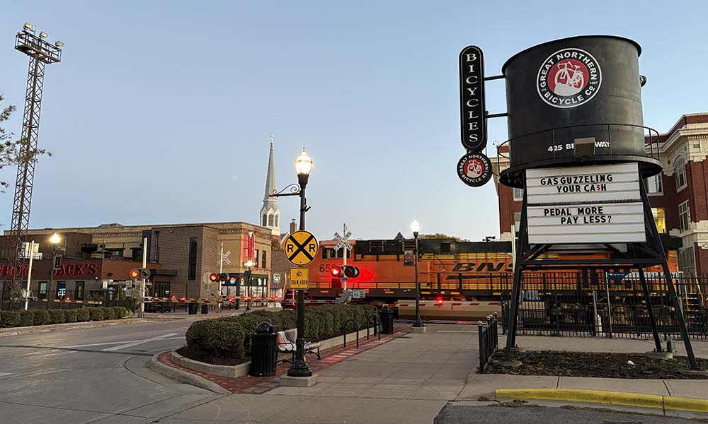 Chicago IL – Fargo MN – Edmonds WA (2,175 miles)
